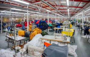 bangkrutnya 5 raksasa teksil indonesia