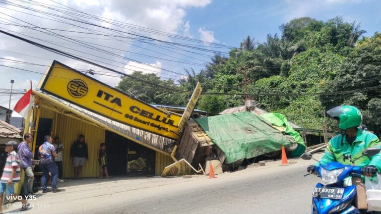 kecelakaan Gunung Mangga Samarinda