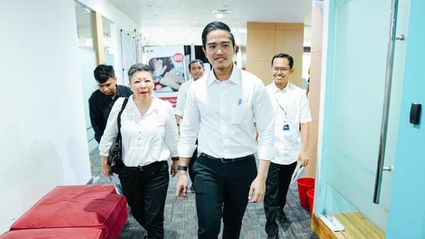 Opini: Kaesang dan Jet Pribadi: Di Antara Kontroversi dan Kewajaran Kaesang dan Jet Pribadi