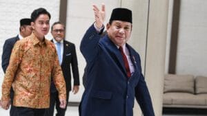 Presiden Prabowo Subianto dan Wakil Presiden Gibran Rakabuming Raka akan menggunakan hak pilihnya dalam Pilkada 2024. Prabowo memilih di Bogor, Jawa Barat, sementara Gibran di Solo, Jawa Tengah. Pilkada serentak ini akan berlangsung pada 27 November 2024.