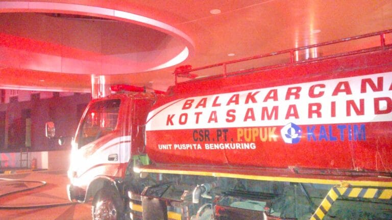 Kebakaran Terjadi di Hotel Atlet Gelora Kadrie Oening Samarinda, Instalasi Listrik Diduga Jadi Pemicu Kebakaran Terjadi di Hotel Atlet Gelora Kadrie Oening Samarinda, Instalasi Listrik Diduga Jadi Pemicu