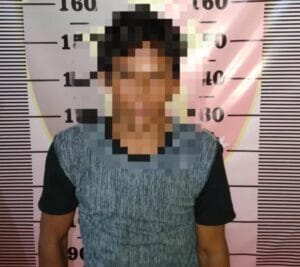 Seorang guru diduga mencabuli muridnya sendiri di salah satu sekolah di Indonesia. Kasus ini tengah dalam penyelidikan pihak berwajib dan mengundang perhatian publik.