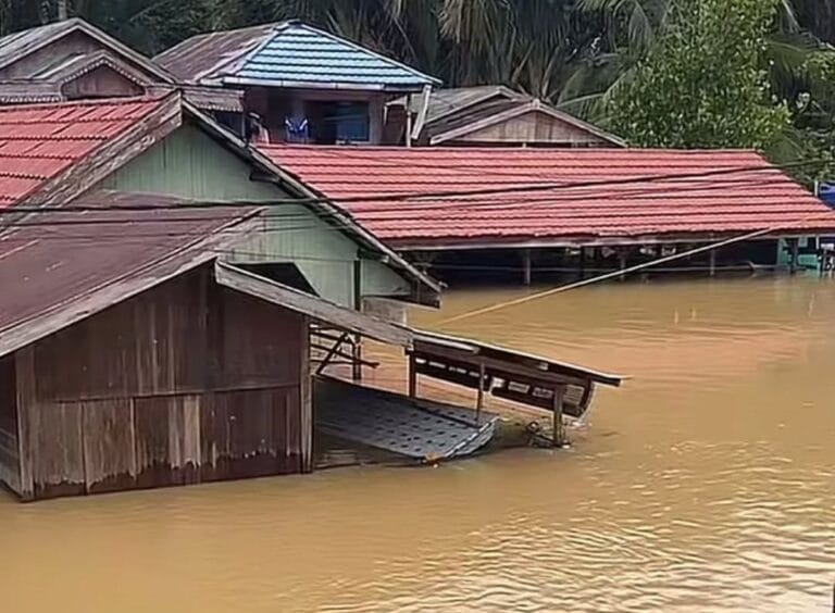 Banjir Besar Terjang Kalimantan Selatan, Air Capai Atap Rumah di Sejumlah Wilayah